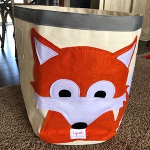 Like New Blanket/Toy Bin